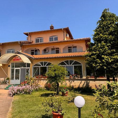 Motel International Berkovitsa Dış mekan fotoğraf