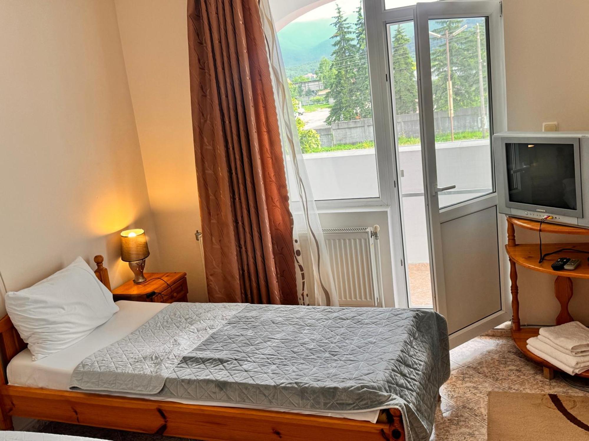 Motel International Berkovitsa Dış mekan fotoğraf