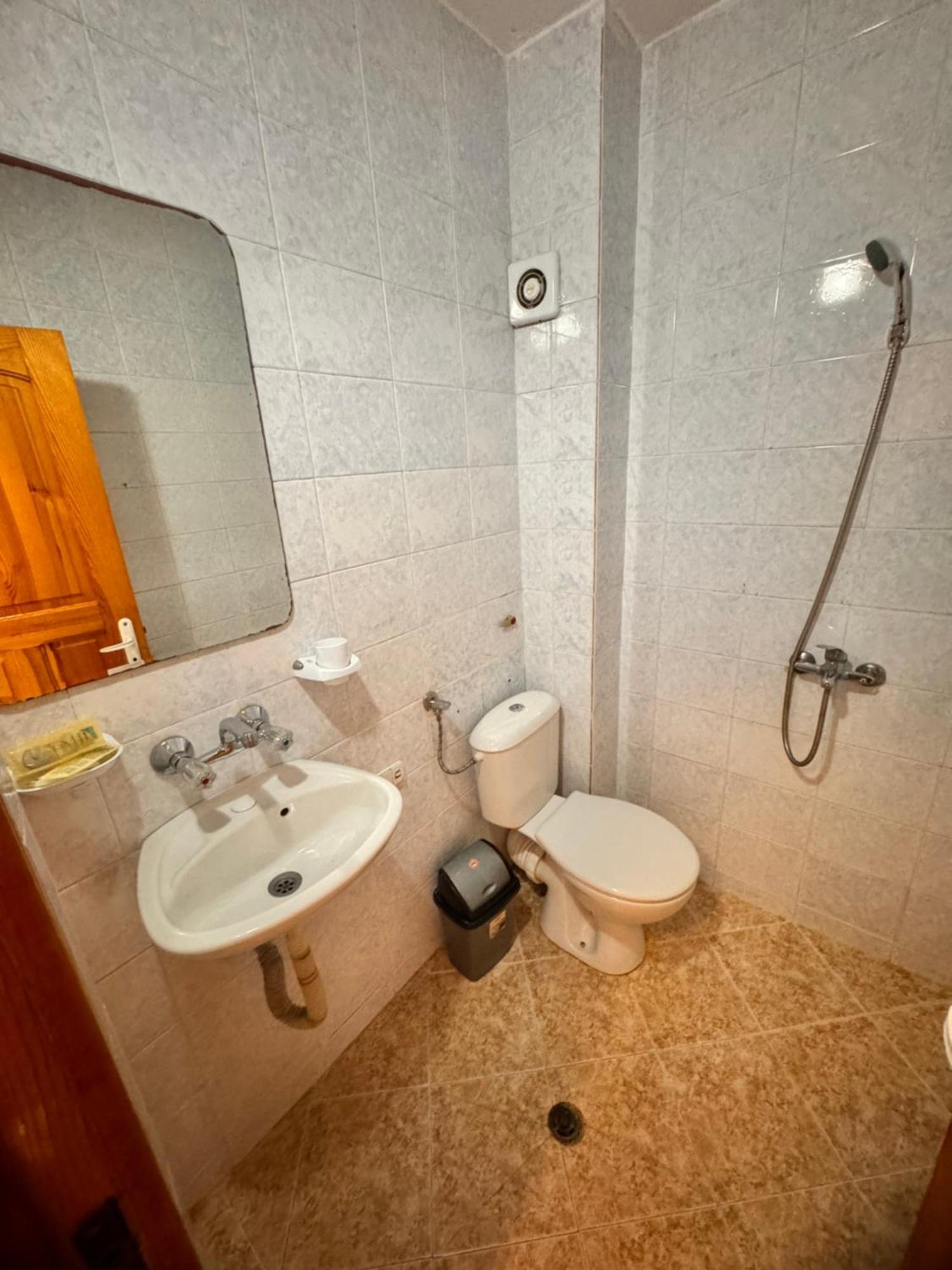 Motel International Berkovitsa Dış mekan fotoğraf